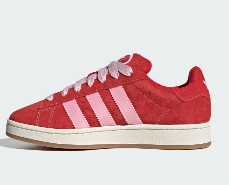 ADIDAS CAMPUS 00S.                       Better Scarlet / Clear Pink